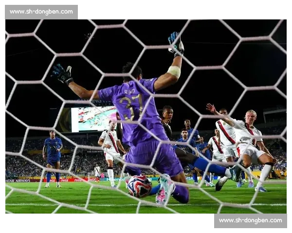 福登传射曼城开门红，皇马憾平新月 欧洲豪门首轮强势不败