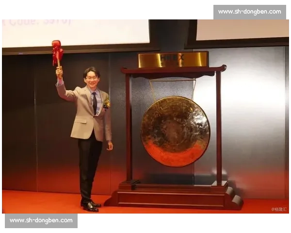 YouTube内容生态变革推动创作者经济全面升级与多元化发展