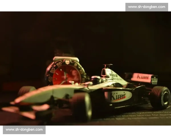 传奇落幕！F1颁奖礼，感动的瞬间温暖全场