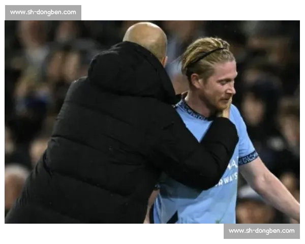 看哭了！曼城中场大师再献神级助攻，征服全英超